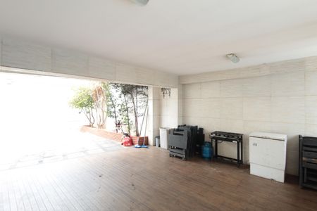 Casa à venda com 450m², 4 quartos e 5 vagasÁrea Gourmet