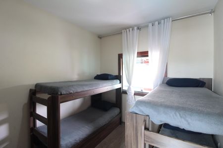 Casa à venda com 450m², 4 quartos e 5 vagasQuarto 2