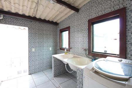 Casa à venda com 450m², 4 quartos e 5 vagasÁrea de Serviço