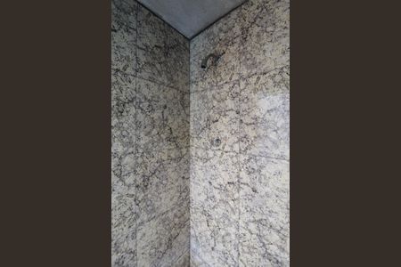 Casa à venda com 450m², 4 quartos e 5 vagasSauna