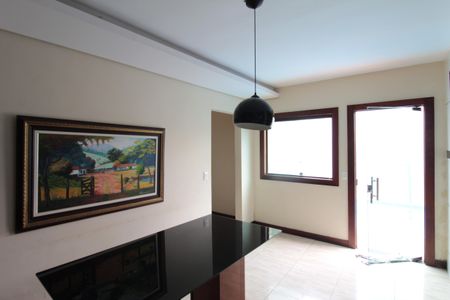 Casa à venda com 450m², 4 quartos e 5 vagasCopa