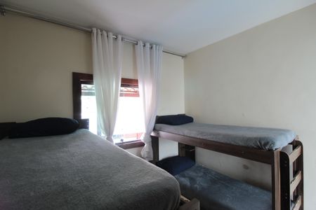 Casa à venda com 450m², 4 quartos e 5 vagasQuarto 2