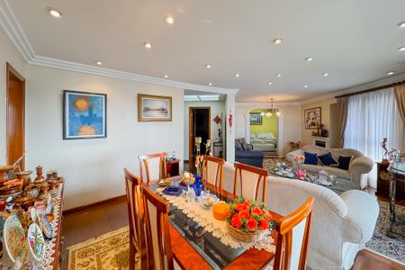 Apartamento à venda com 202m², 3 quartos e 4 vagasSala