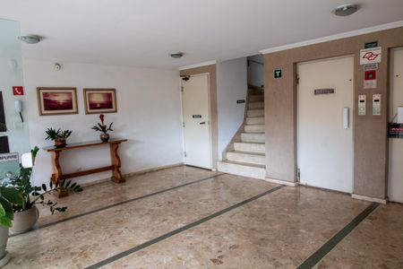 Apartamento para alugar com 93m², 2 quartos e 2 vagasHall Social