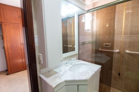 Apartamento para alugar com 93m², 2 quartos e 2 vagasBanheiro da Suíte