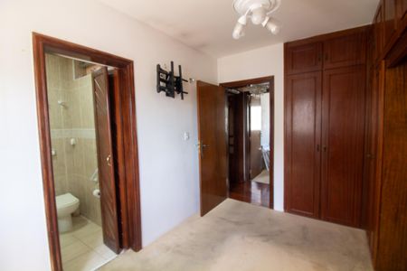 Apartamento para alugar com 93m², 2 quartos e 2 vagasSuíte