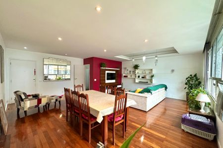 Apartamento à venda com 135m², 3 quartos e 1 vagaSala