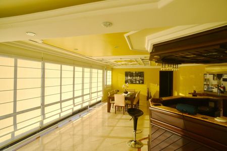 Sala de apartamento à venda com 4 quartos, 377m² em Barra da Tijuca, Rio de Janeiro