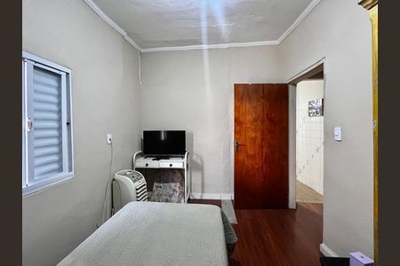 Casa à venda com 200m², 6 quartos e 4 vagasCasa 2 - Quarto 2