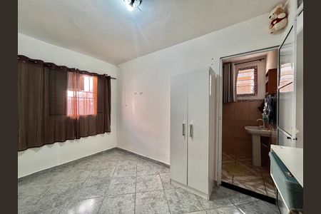 Casa à venda com 200m², 6 quartos e 4 vagasSuíte