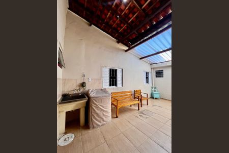 Casa à venda com 200m², 6 quartos e 4 vagasÁrea de Serviço