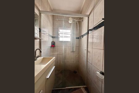 Casa à venda com 200m², 6 quartos e 4 vagasBanheiro