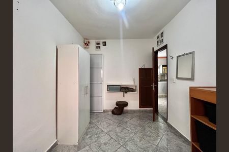 Casa à venda com 200m², 6 quartos e 4 vagasSuíte