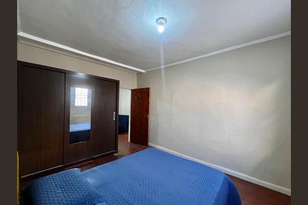Casa à venda com 200m², 6 quartos e 4 vagasCasa 2 - Quarto 1