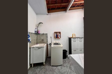 Casa à venda com 200m², 6 quartos e 4 vagasÁrea de Serviço