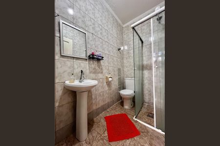 Casa à venda com 200m², 6 quartos e 4 vagasCasa 2 - Banheiro