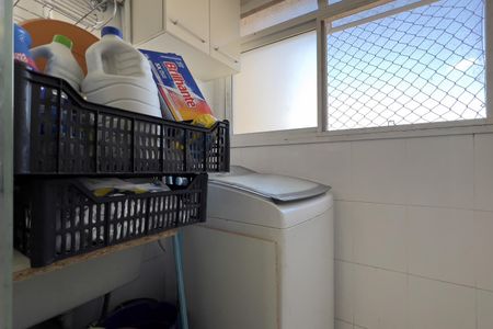 Apartamento à venda com 57m², 2 quartos e 1 vagaCozinha e Área de Serviço