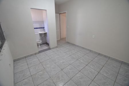 Casa à venda com 325m², 6 quartos e 3 vagasQuarto 3 - Suíte