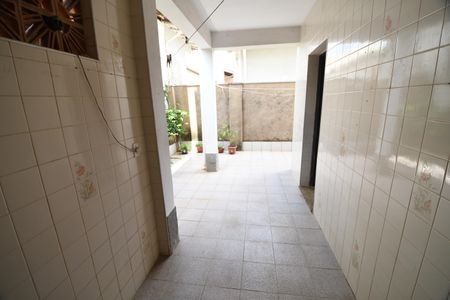 Casa à venda com 325m², 6 quartos e 3 vagasÁrea de Serviço - Casa 2