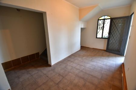 Casa à venda com 325m², 6 quartos e 3 vagasSala