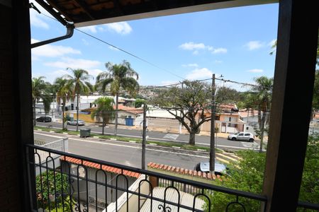 Casa à venda com 325m², 6 quartos e 3 vagasQuarto 3 Vista - Casa 2 