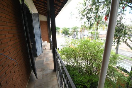 Casa à venda com 325m², 6 quartos e 3 vagasSala 2 Sacada - Casa 2 