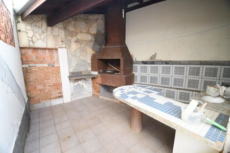 Casa à venda com 325m², 6 quartos e 3 vagasChurrasqueira - Casa 2