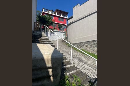 Casa à venda com 3 quartos, 300m² em Matapaca, Niterói