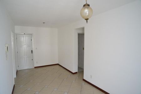 Sala de apartamento para alugar com 2 quartos, 57m² em Itanhangá, Rio de Janeiro