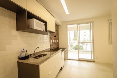Cozinha de kitnet/studio para alugar com 1 quarto, 26m² em Vila Andrade, São Paulo