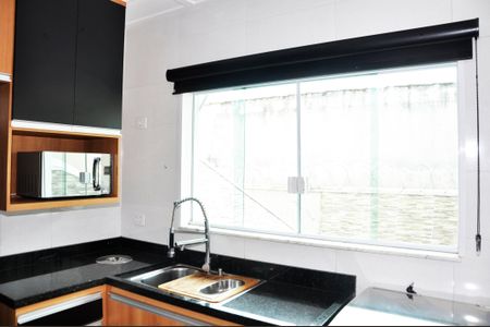 Casa para alugar com 170m², 4 quartos e 2 vagasCozinha