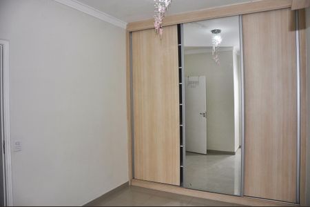 Casa para alugar com 170m², 4 quartos e 2 vagasQuarto