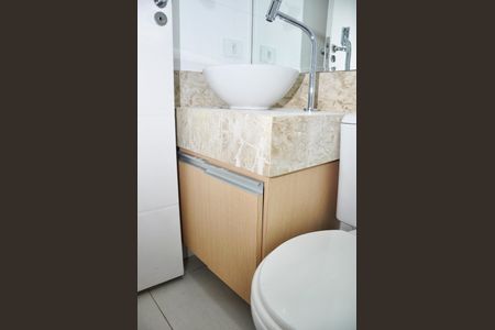 Casa para alugar com 170m², 4 quartos e 2 vagasBanheiro