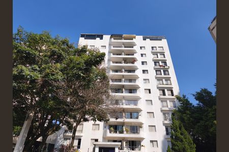 Apartamento para alugar com 120m², 3 quartos e 2 vagasFachada
