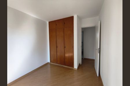 Apartamento para alugar com 120m², 3 quartos e 2 vagasQuarto 2