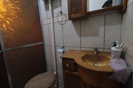 Casa à venda com 204m², 3 quartos e 2 vagasBanheiro da casa 01