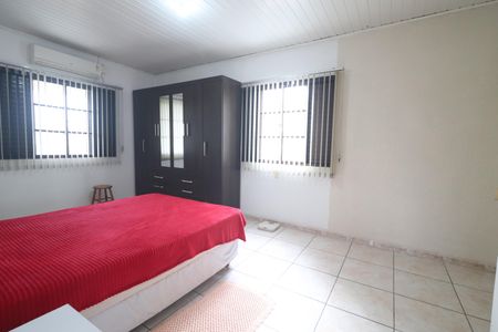 Casa à venda com 204m², 3 quartos e 2 vagasQuarto 02 casa 01