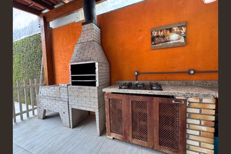 Casa à venda com 110m², 2 quartos e 4 vagasÁrea Externa