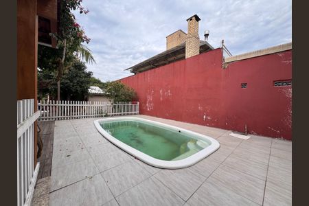 Casa à venda com 110m², 2 quartos e 4 vagasÁrea Externa