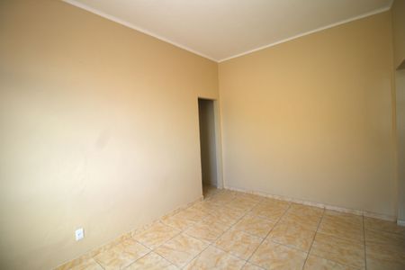 Apartamento à venda com 82m², 2 quartos e sem vagaSala