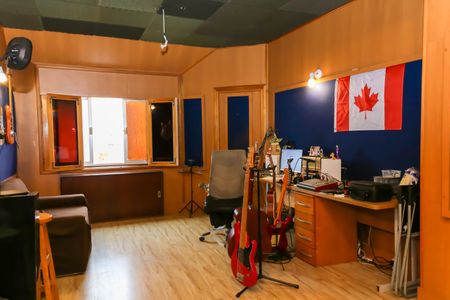 Apartamento à venda com 200m², 5 quartos e 1 vaga Apartamento à venda com 200m², 5 quartos e 1 vagaQuarto de Serviço