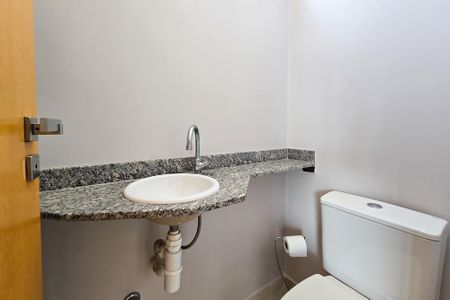 Apartamento à venda com 208m², 4 quartos e 3 vagasLavabo