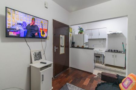 Sala de apartamento para alugar com 1 quarto, 34m² em Centro Histórico, Porto Alegre