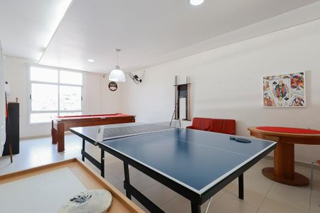 Apartamento para alugar com 50m², 2 quartos e 1 vaga Apartamento para alugar com 50m², 2 quartos e 1 vagaÁrea comum - Salão de festas