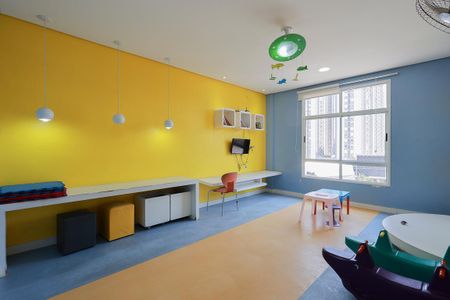 Apartamento para alugar com 50m², 2 quartos e 1 vaga Apartamento para alugar com 50m², 2 quartos e 1 vagaÁrea comum - Brinquedoteca