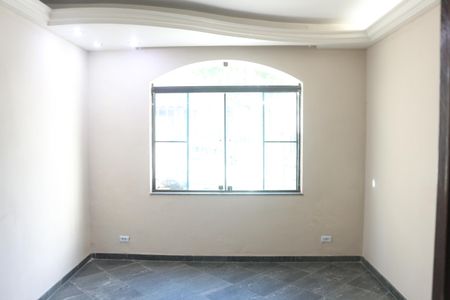 Casa à venda com 205m², 3 quartos e 3 vagasSala de TV