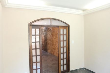 Casa à venda com 205m², 3 quartos e 3 vagasSala de TV