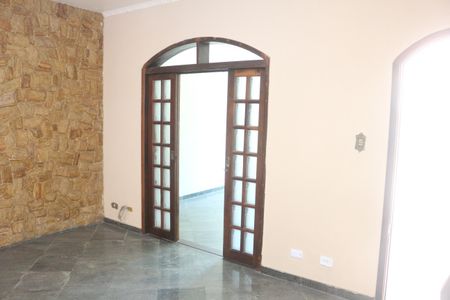 Casa à venda com 205m², 3 quartos e 3 vagasSala
