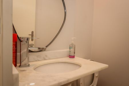 Lavabo de apartamento para alugar com 2 quartos, 58m² em Vila Andrade, São Paulo