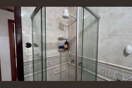 Apartamento à venda com 102m², 3 quartos e sem vaga Apartamento à venda com 102m², 3 quartos e sem vagaBanheiro Social